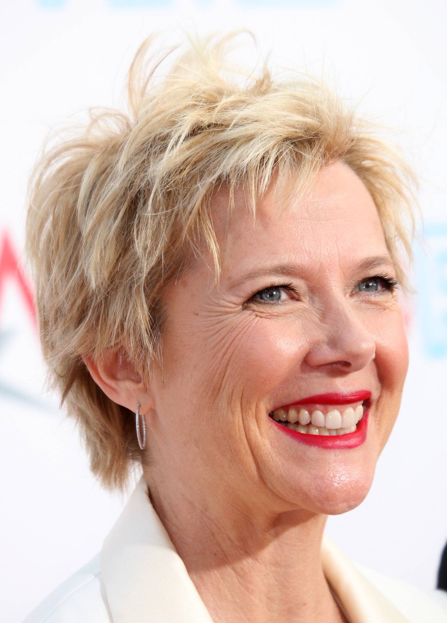 CULVER CITY, CA - JUNE 11:  Actress Annette Bening arrives at AFI Lifetime Achievement Award: A Tribute to Michael Douglas held at Sony Pictures Studios on June 11, 2009 in Culver City, California.  (Photo by Frederick M. Brown/Getty Images)