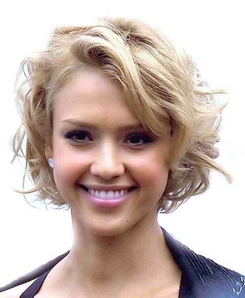 Short Hairstyles For Oval Faced