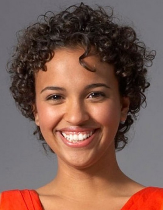 Short curly hairstyles for black woman