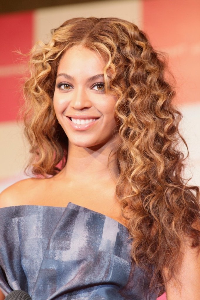  20 Curly Hairstyles Ideas For Women