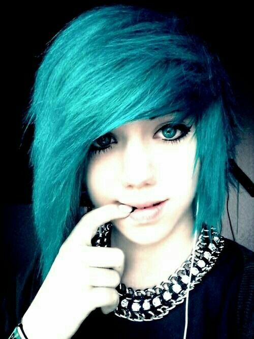Cute Blue emo hairstyle