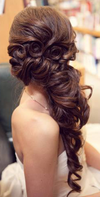 Gorgeous Indian bridal hairstyles