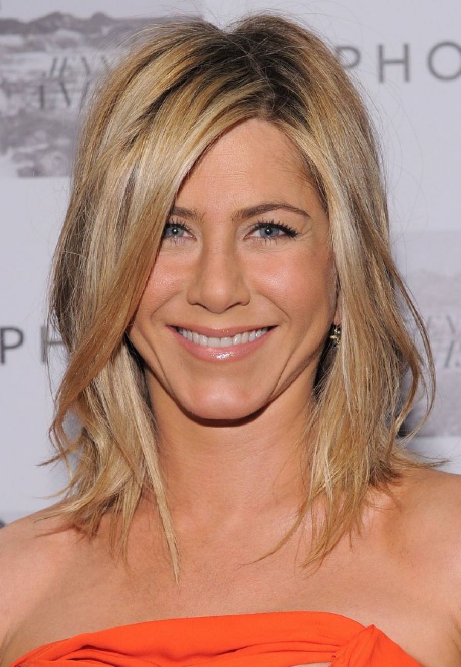 Hairstyles For Women Over 40 images