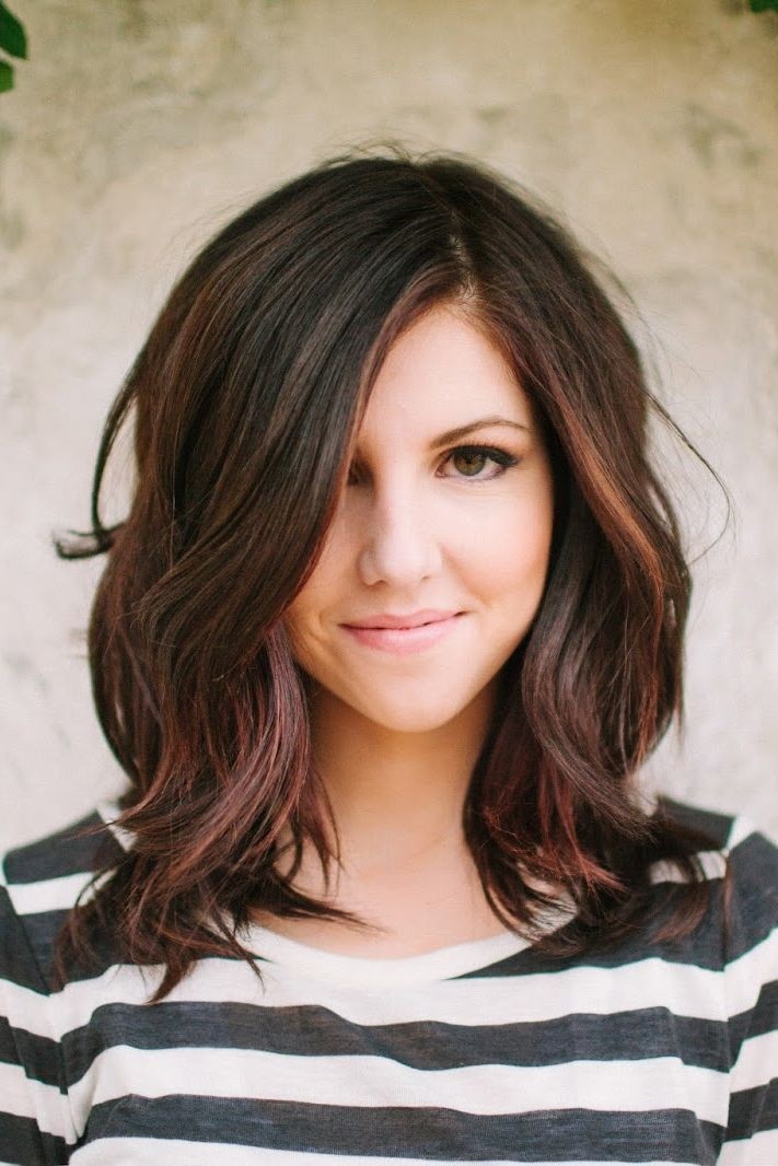 Layered Hair Style for Wavy Hair