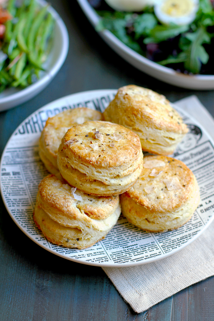 18 BLACK PEPPER AND RICOTTA BISCUITS