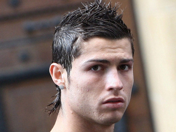 Cool Cristiano Ronaldo Hairstyle Collection