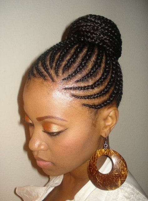 Hairstyle Tips for Women with Cornrows