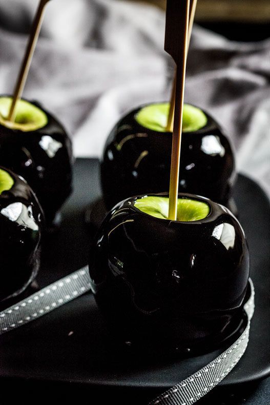 Party Snacks That Are Perfect For Halloween