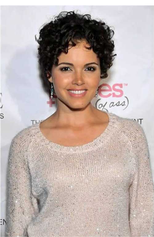 Susie Castillo's Awesome Curly Pixie Haircut