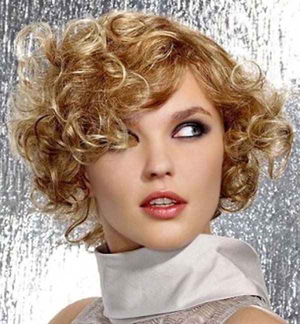 Very Short Curly Hairstyles For Beautiful Women