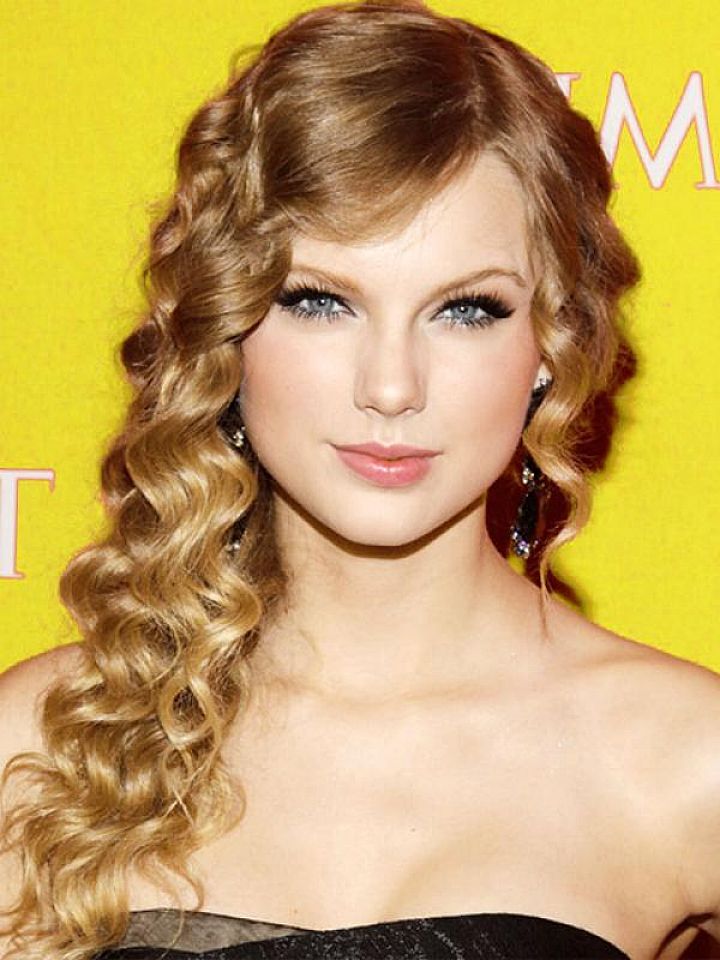 cute long curly hairstyles for 2015