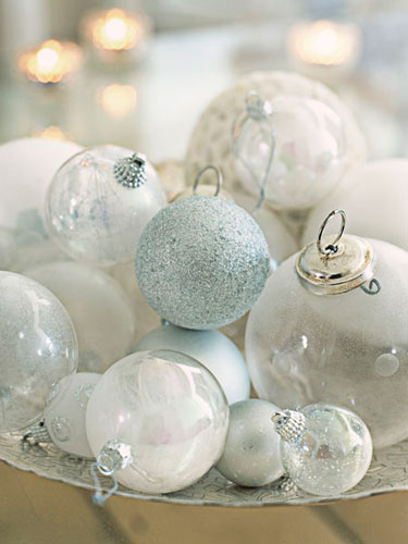 27 Displayed Ornaments