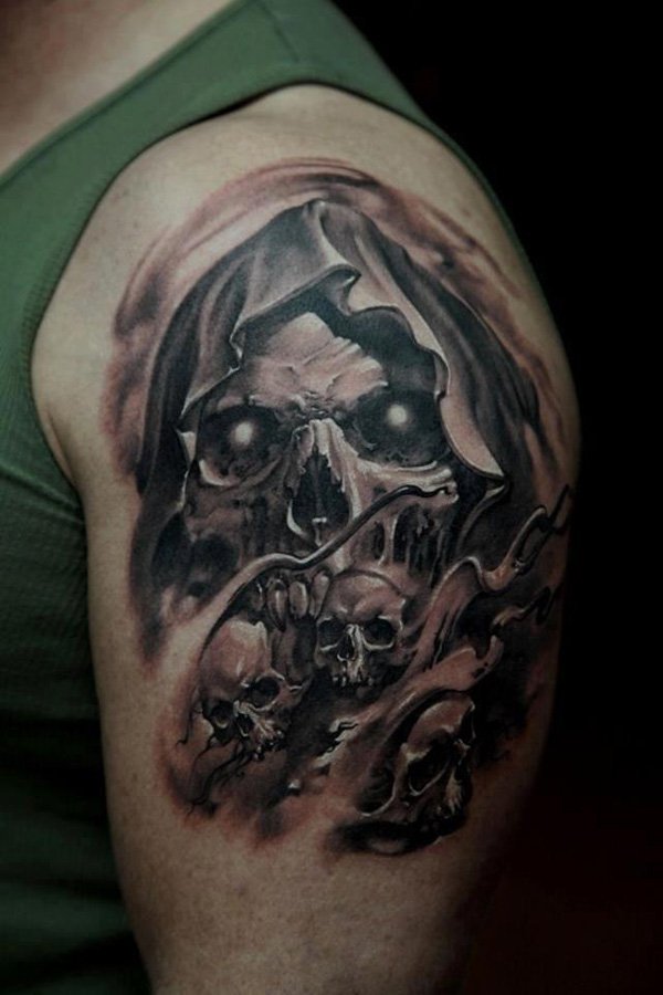 62-Skulls-tattoo-on-hlaf-sleeve