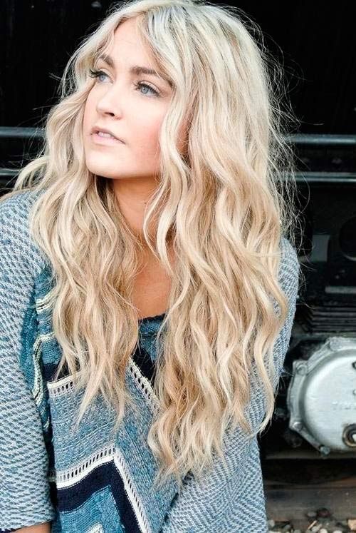 Long-Curly-Wavy-Hairstyle-for-School