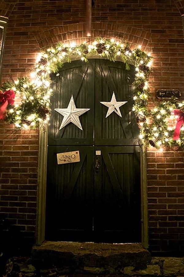 Christmas-Door-Decorations-3