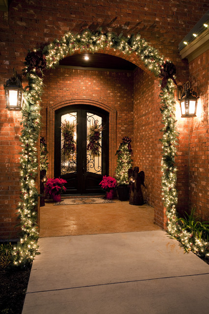 -Great-Christmas-Front-Door-Decorating-Ideas-Images