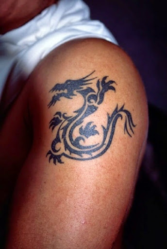 dragon tattoo design on shoulder