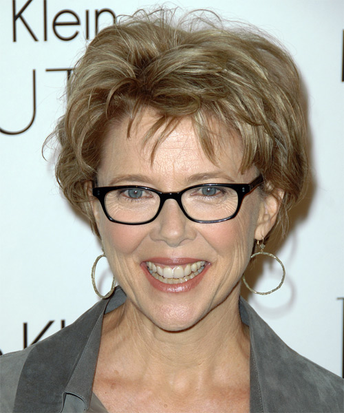 Short Hairstyles for Women Over 50 with Fine Hair and Glasses