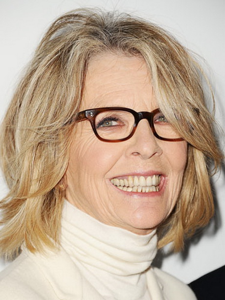Short Hairstyles for Women Over 50 with Glasses