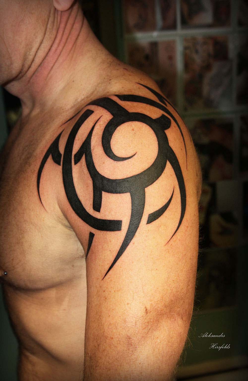 Tribal Shoulder Tattoos for Men