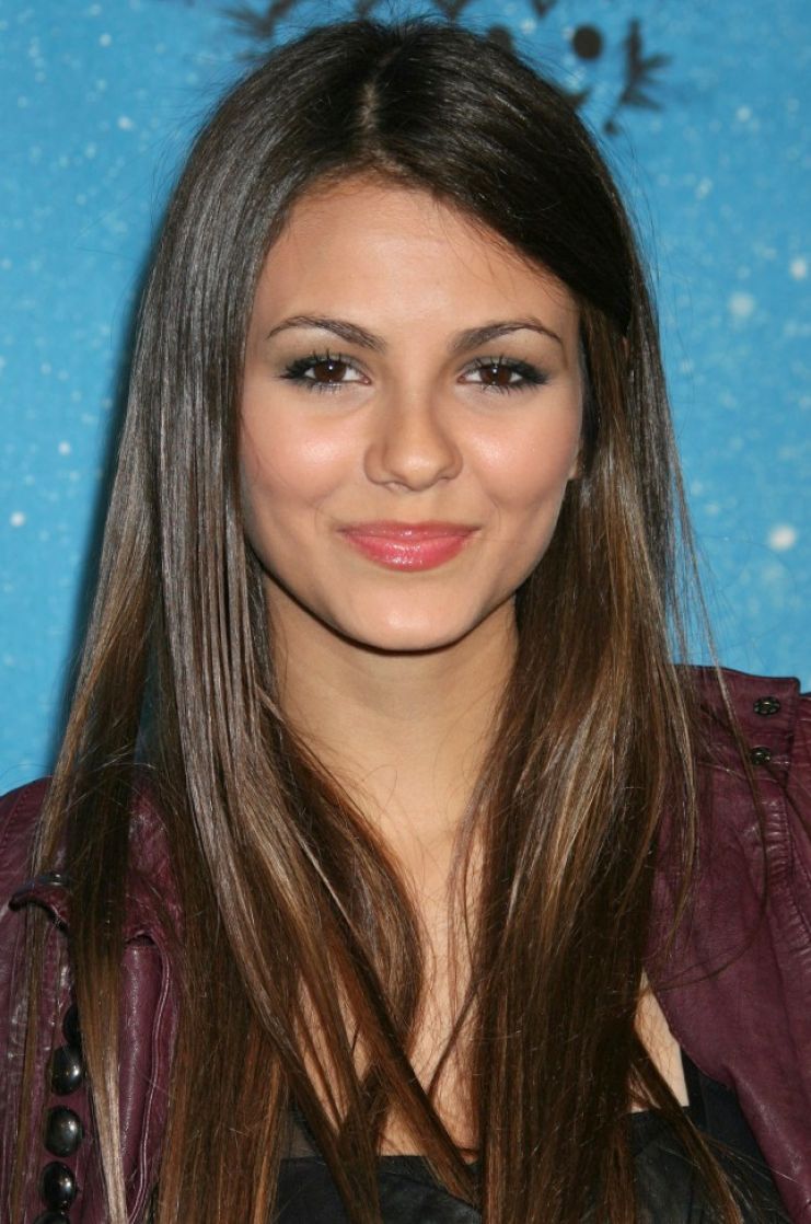 Victoria Justice Long Straight Hair