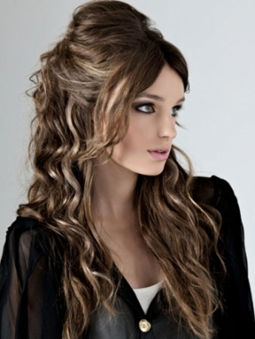hairstyles for long curly hair