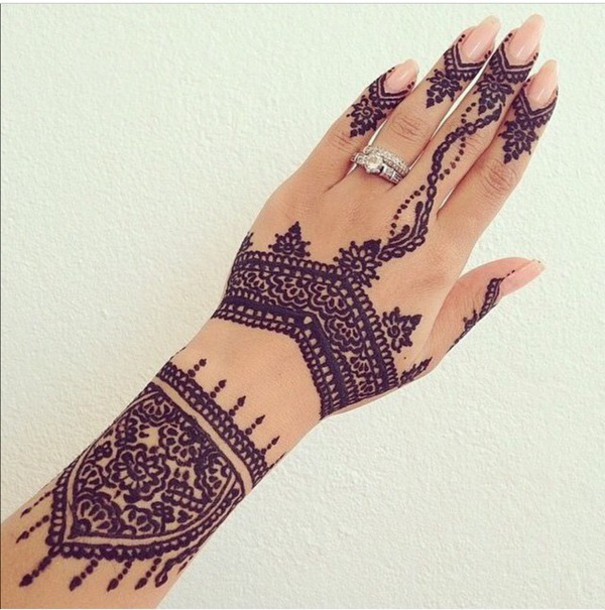 Henna Tattoo Meaning & Designs