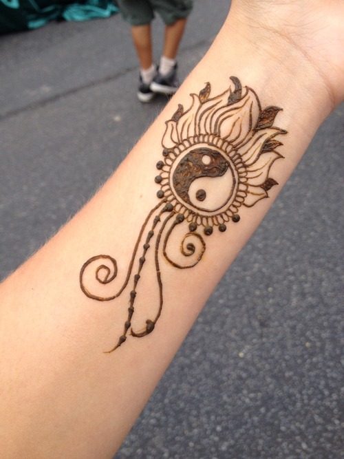 Henna Yin Yang Tattoo Designs