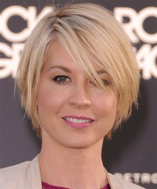 Short Hairstyles For Thin Hair And Round Faces
