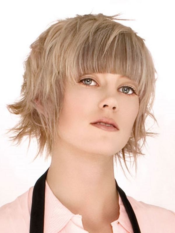 Short Hairstyles Round Faces Pictures