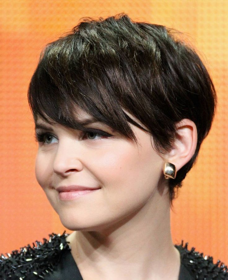 Short Hairstyles with Side Bangs