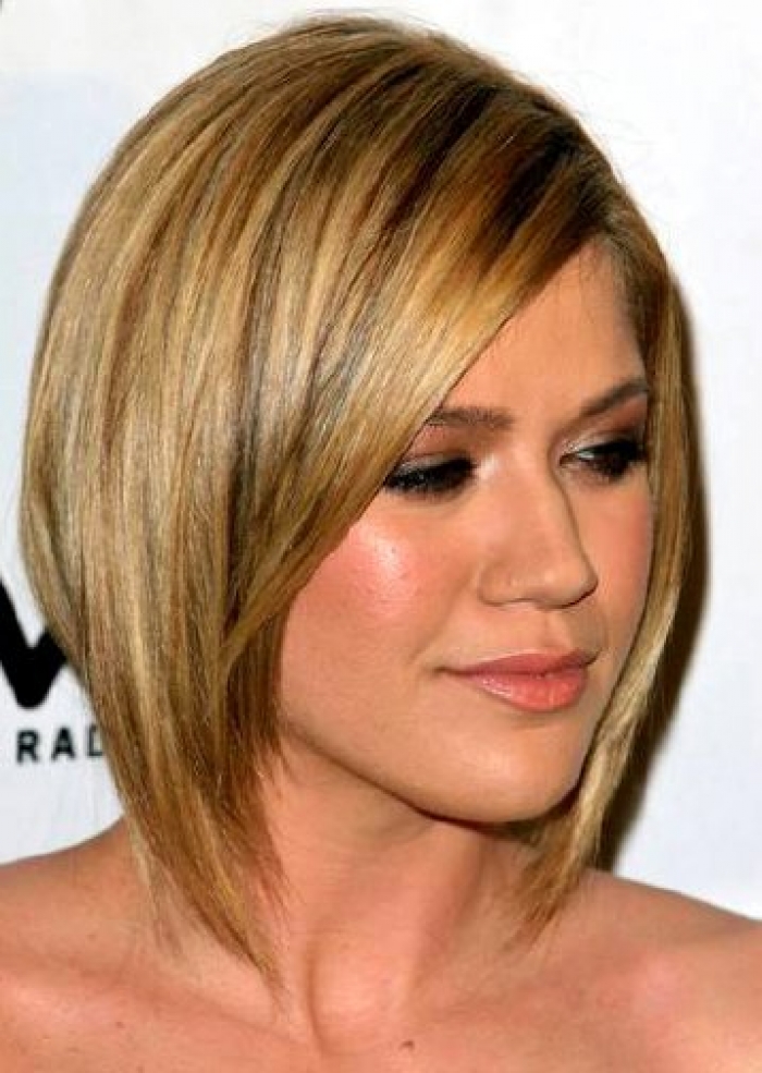 Short to Medium Length Hairstyles for Thick hairs