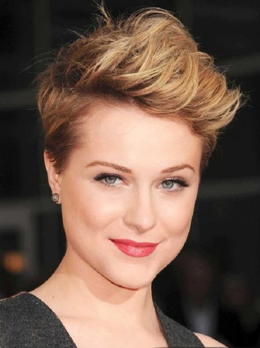 Trendy Short Hairstyles for Round Face ideas
