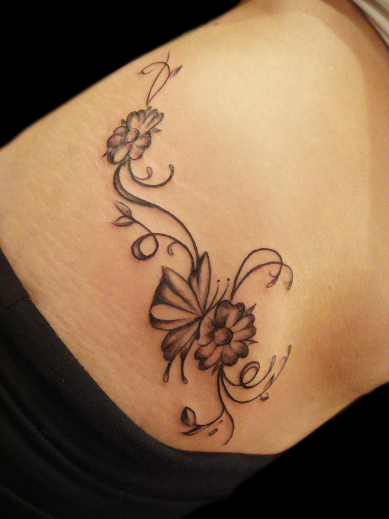Simple Women Flower Tattoo, flower tattoo, Flower Tattoo Design, Simple Flower Tattoo, Simple Flower Tattoo| Flower Tattoo Design, tattoo designs