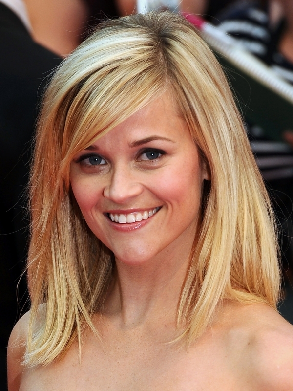 Reese Witherspoon Medium-Length Hairstyle