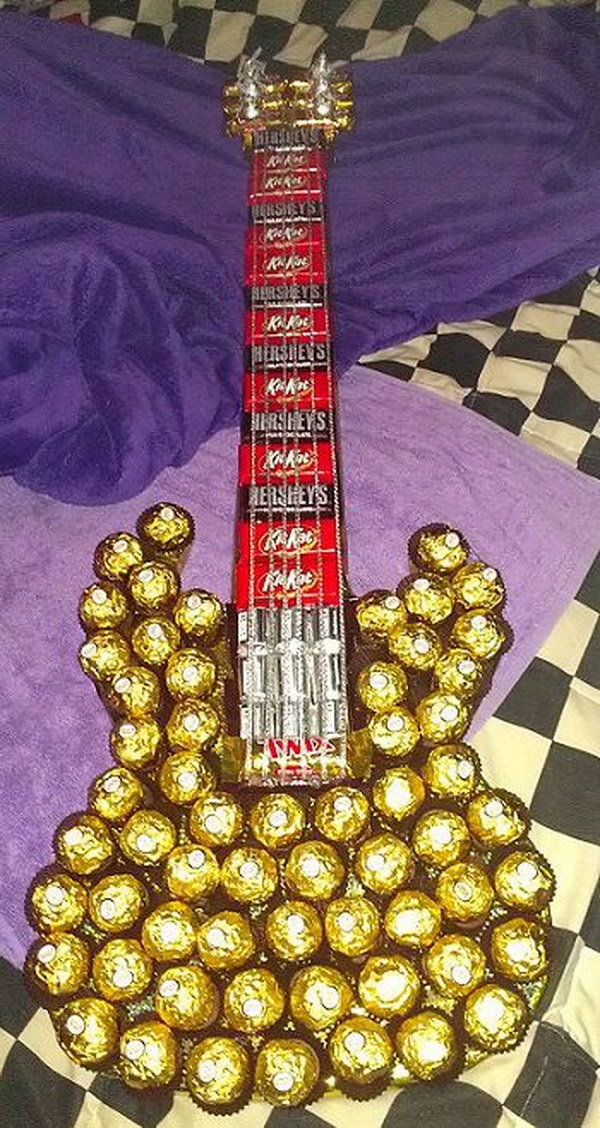 28-sweet-guitar-made-from-chocolate-for-music-lover