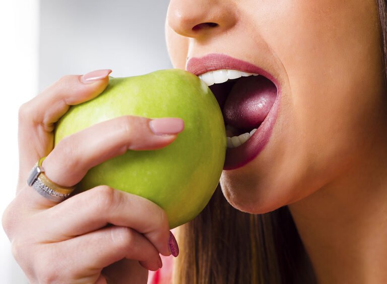 Which Food and Drinks are Most Damaging For Your Teeth?